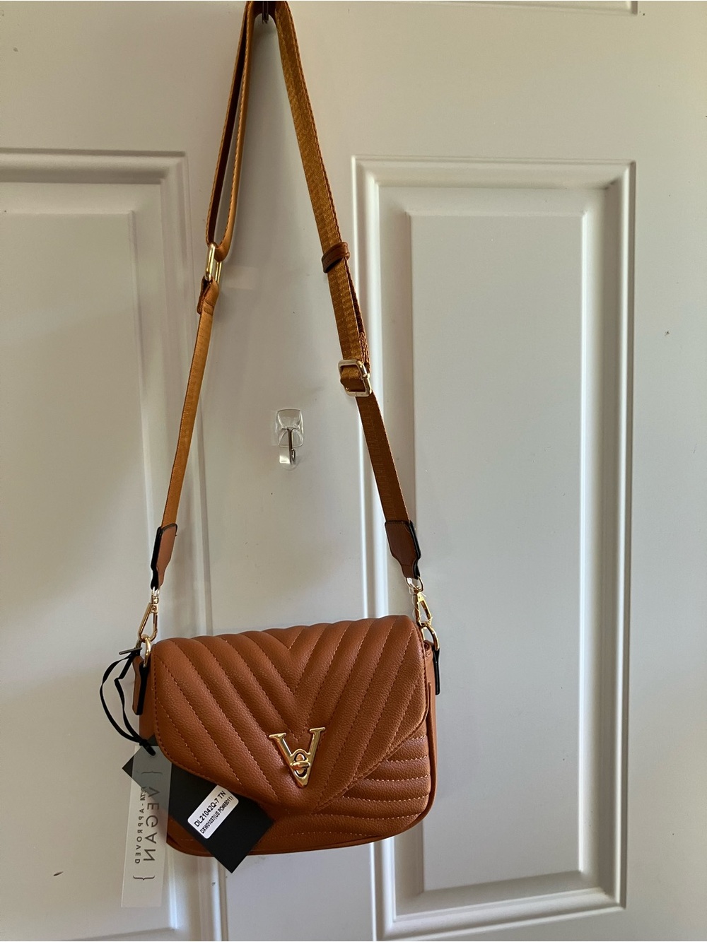 Venca Quilted Crossbody Bag in Tan Saddle